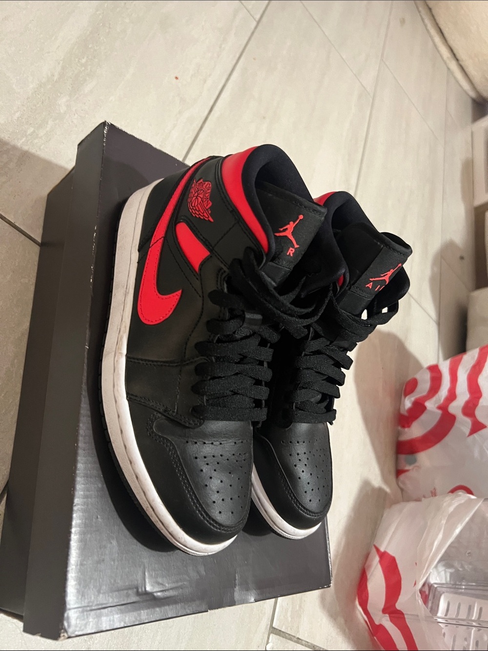 Nike Air Jordan 1 Mid “Black Gym Red” or Bred Mid Women’s 7.5 Perfect Condition - Picture 3 of 9